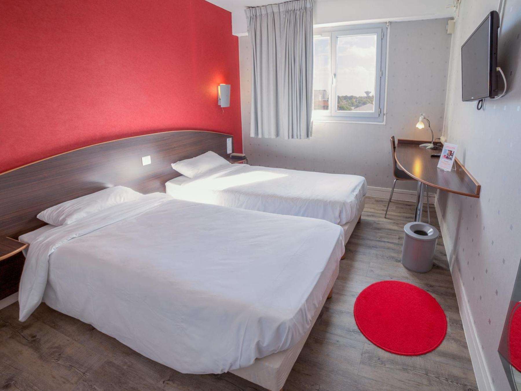 Hotel De La Vendee La Roche-sur-Yon Eksteriør billede
